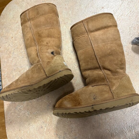UGG Classic Tall Boots Chestnut Sheepskin Lined Pre-Owned 9 - Picture 13 of 16